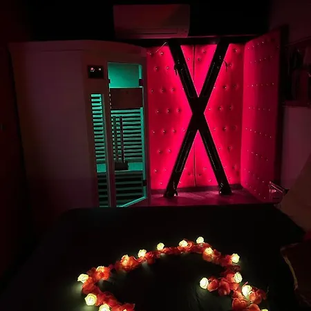 Sensual Sauna Double Douche