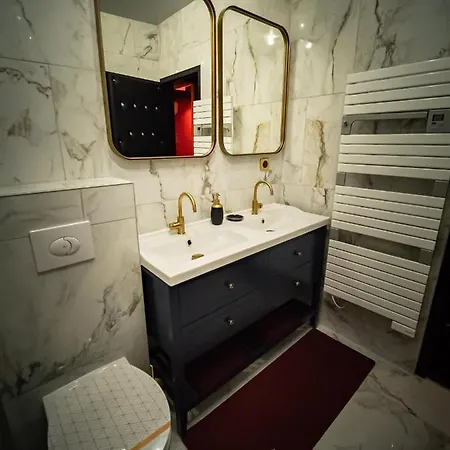 아파트 Sensual Sauna Double Douche 낭시